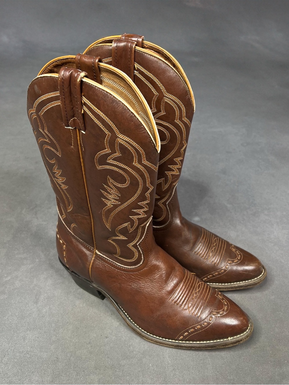 Boulet Men's Brown Embroidered Western Cowboy Boots